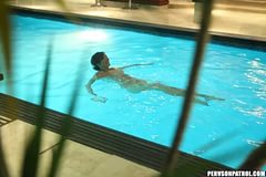 Фото скрытых камер в бассейне