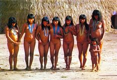 Голые племена девушки