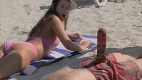 Голые пьяные бабы на пляжах смотреть онлайн