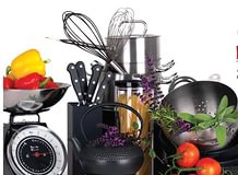 Анал кухонной утварью