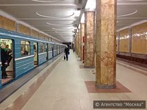 Снять проститутку недорого в москве ст метро комсомольская