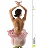 Красивая голая балерина