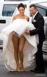 Невеста что под платьем онлайн